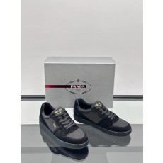 프라다 Prada 스니커즈