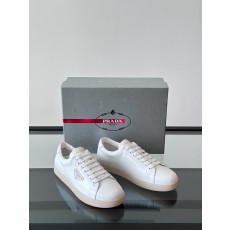 프라다 Prada 스니커즈