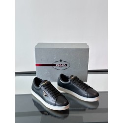 프라다 Prada 스니커즈