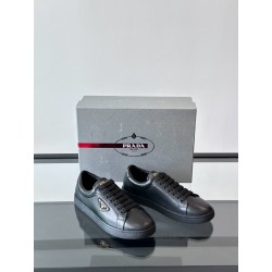 프라다 Prada 스니커즈