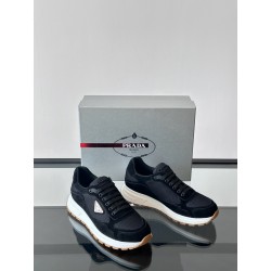 프라다 Prada 스니커즈