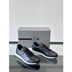 프라다 Prada 스니커즈