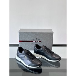 프라다 Prada 스니커즈