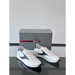 프라다 Prada 스니커즈