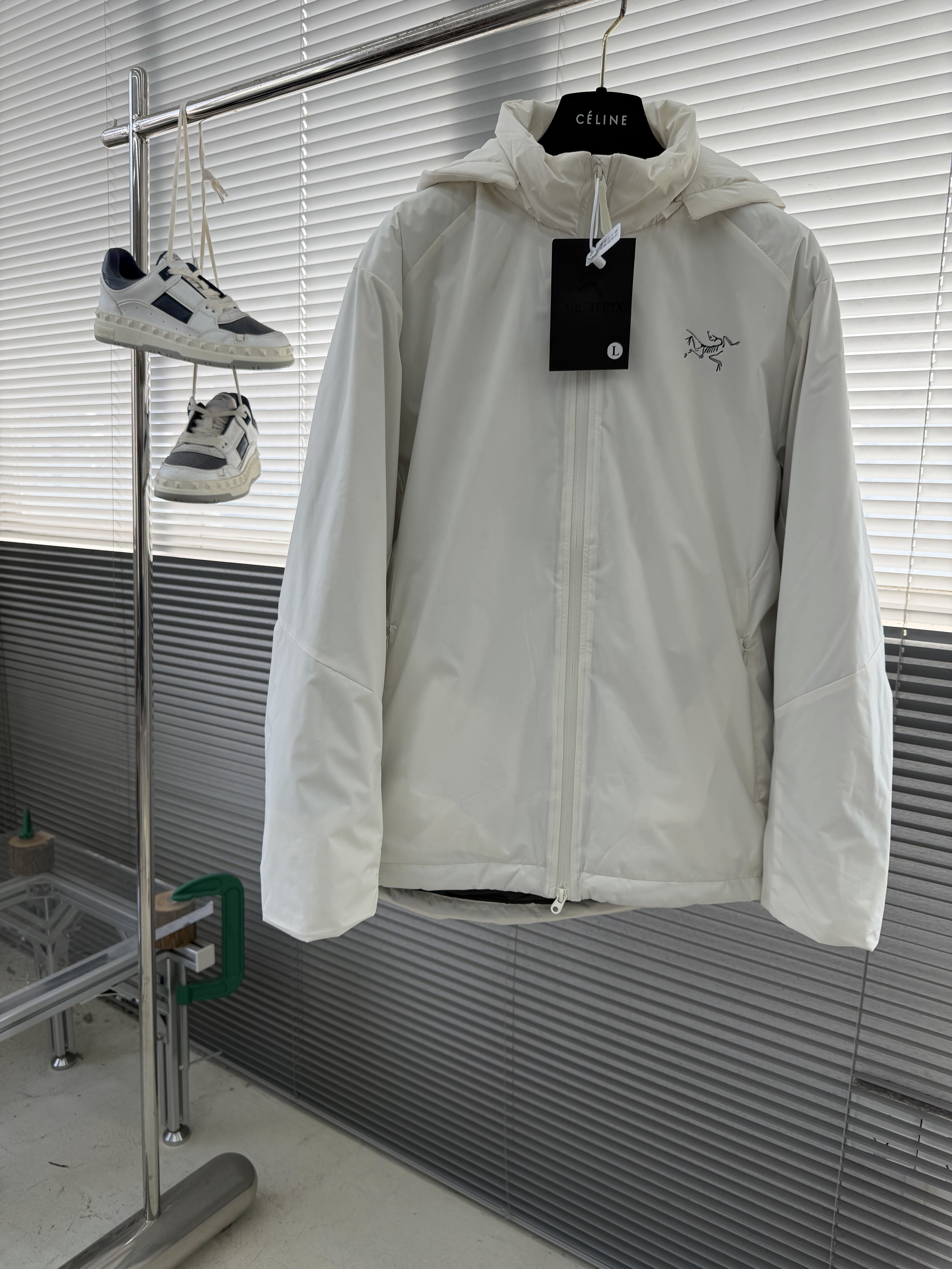 아크테릭스 ARC'TERYX 패딩