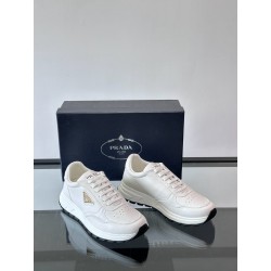 프라다 Prada 스니커즈