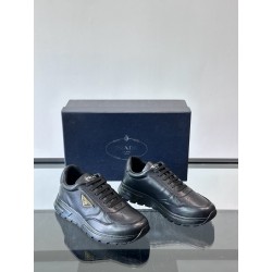 프라다 Prada 스니커즈