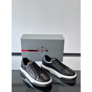 프라다 Prada 스니커즈