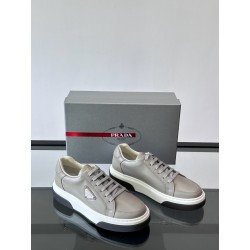 프라다 Prada 스니커즈