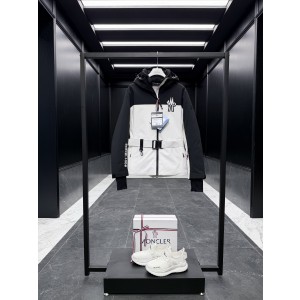 몽클레어 Moncler Grenoble 3233 스키다운。