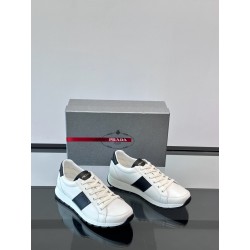 프라다 Prada 스니커즈