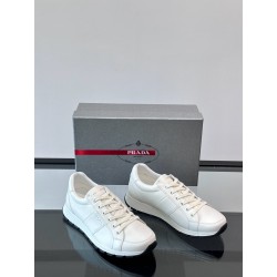 프라다 Prada 스니커즈