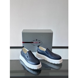 프라다 Prada 스니커즈
