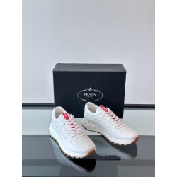 프라다 Prada 스니커즈 White
