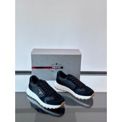 프라다 Prada 스니커즈