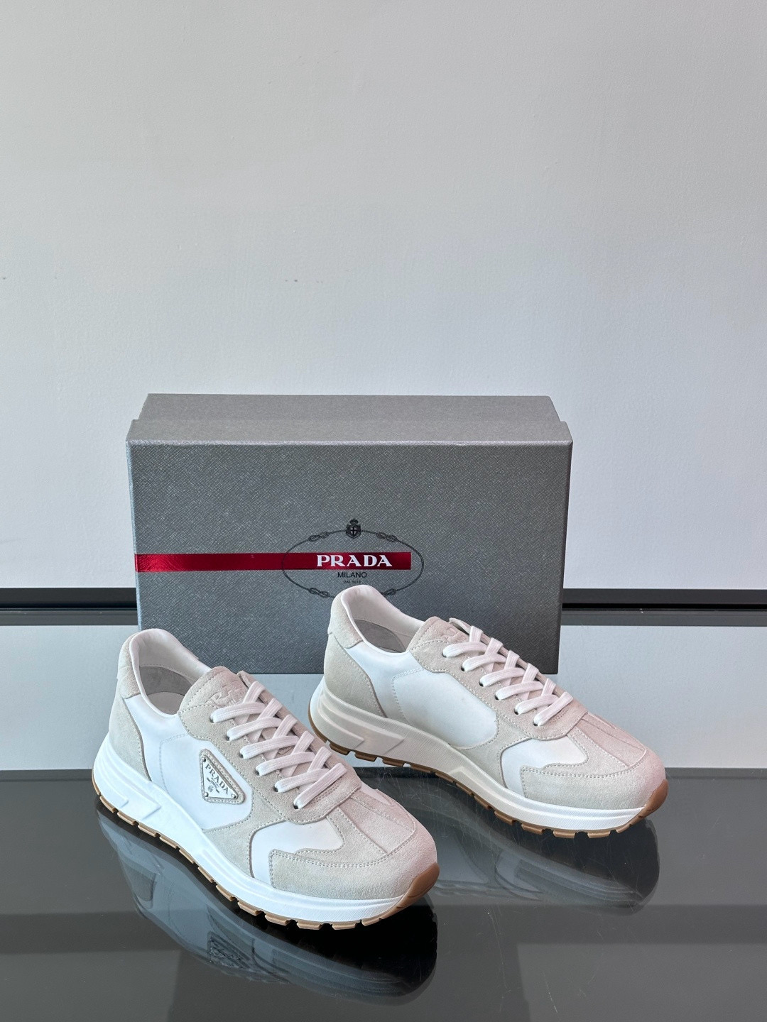 프라다 Prada Prax 스니커즈