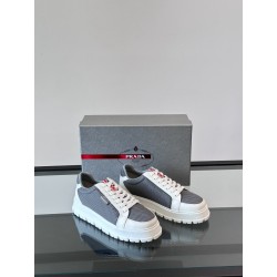 프라다 Prada 스니커즈