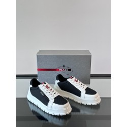 프라다 Prada 스니커즈