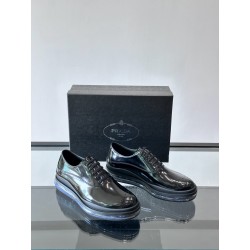 프라다 Prada 스니커즈