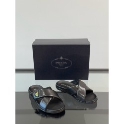 프라다 Prada 슬리퍼