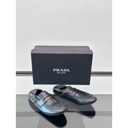 프라다 Prada 로퍼