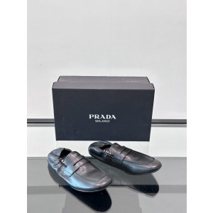프라다 Prada 로퍼
