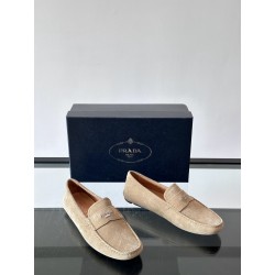 프라다 Prada 로퍼