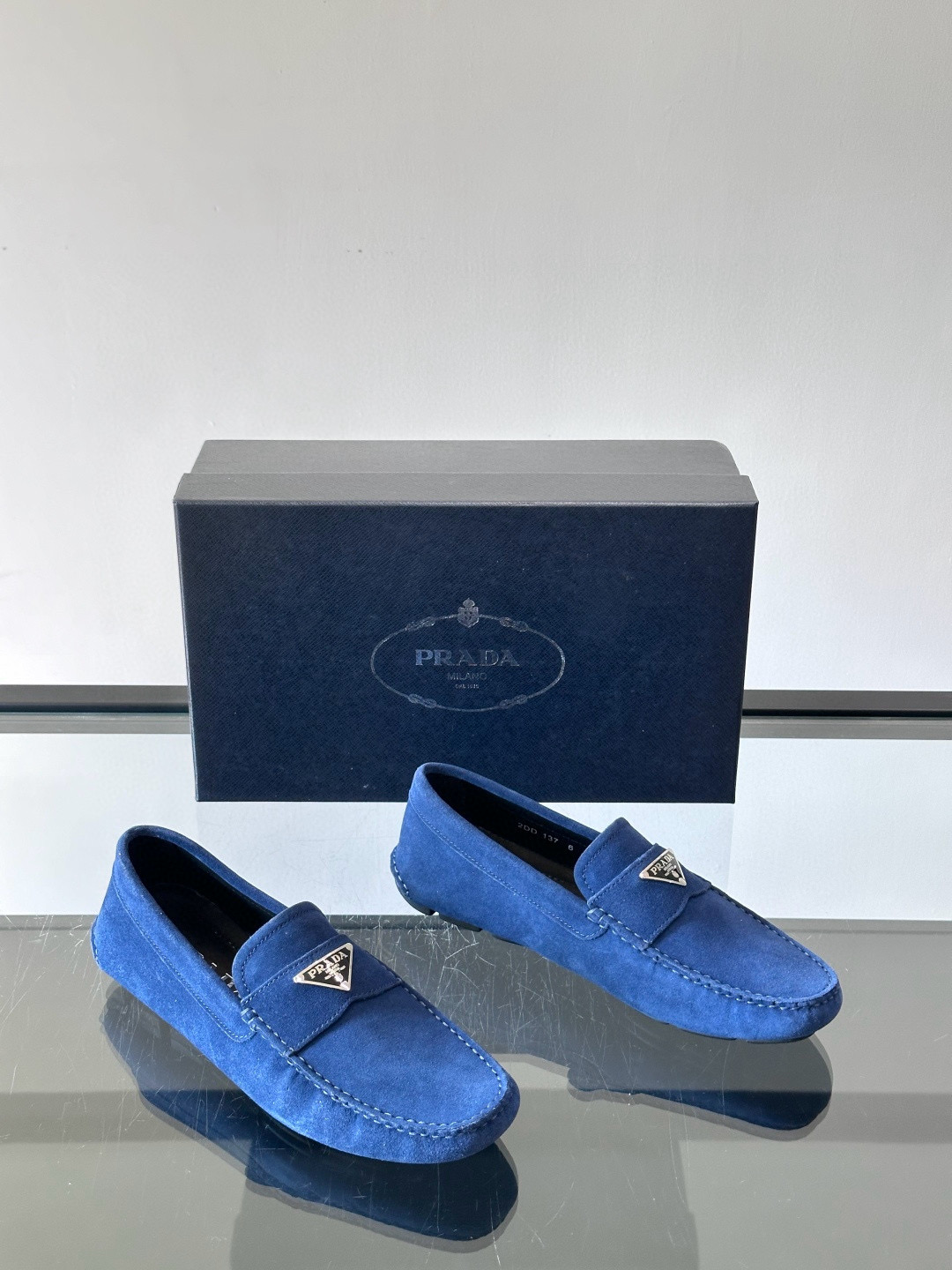 프라다 Prada 로퍼