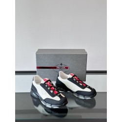 프라다 Prada 스니커즈