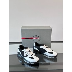 프라다 Prada 스니커즈