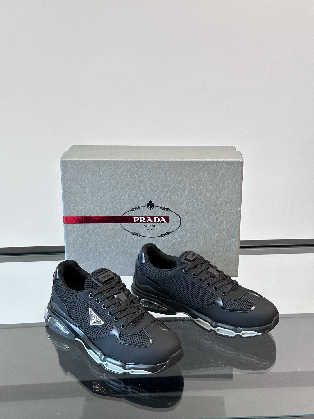 프라다 Prada 스니커즈