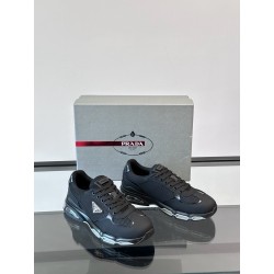 프라다 Prada 스니커즈