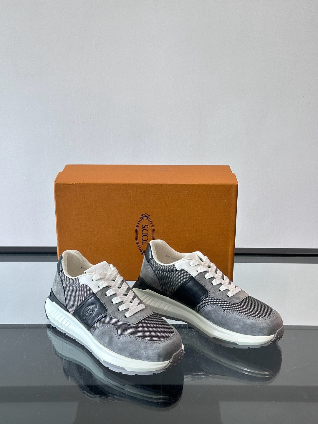 토즈 TOD'S Run Away 스니커즈