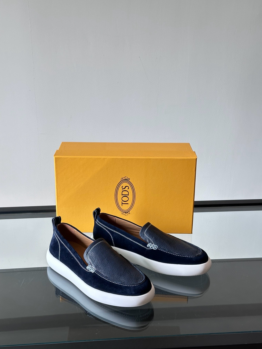 토즈 TOD'S 로퍼