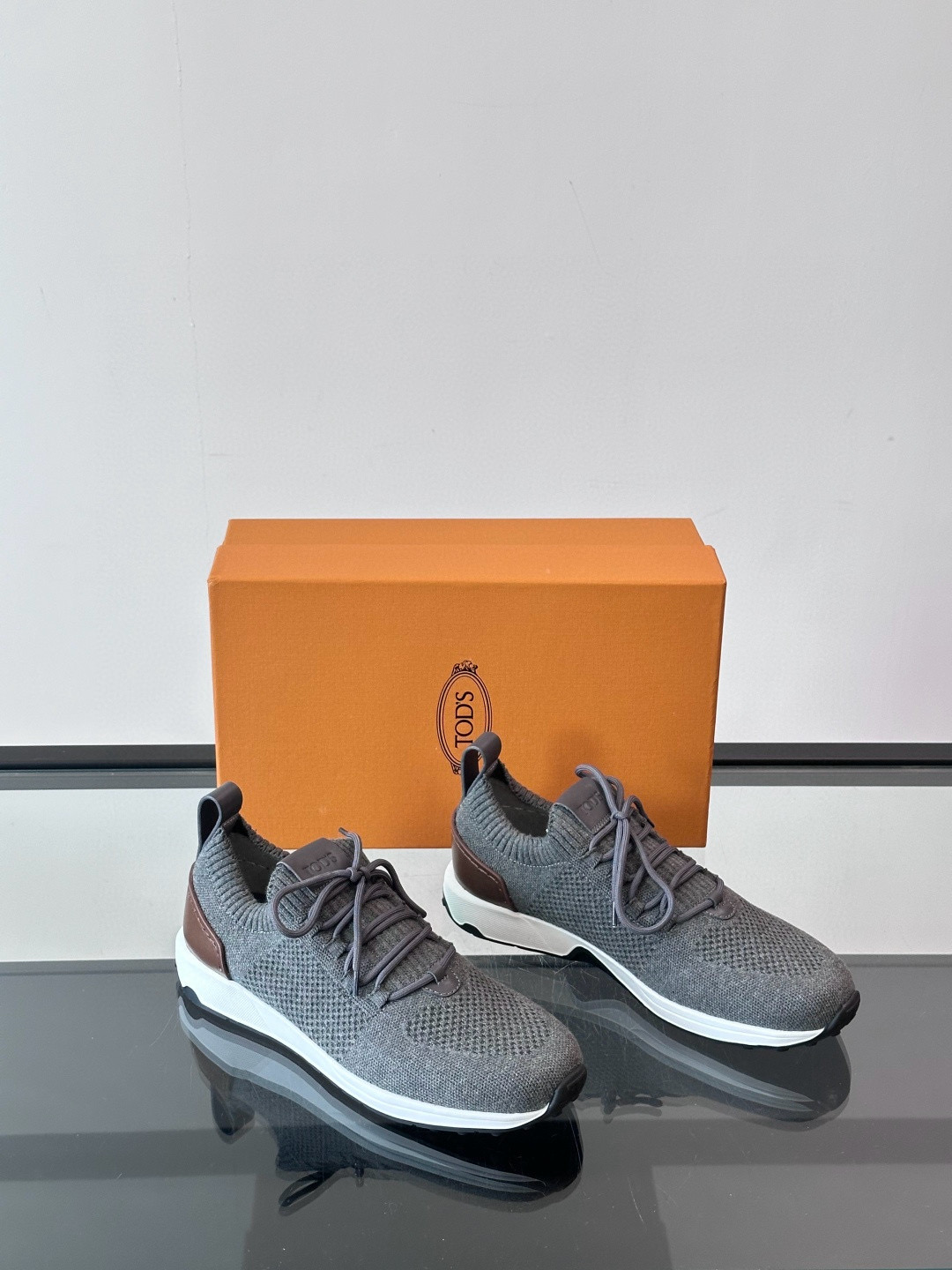 토즈 TOD'S 스니커즈