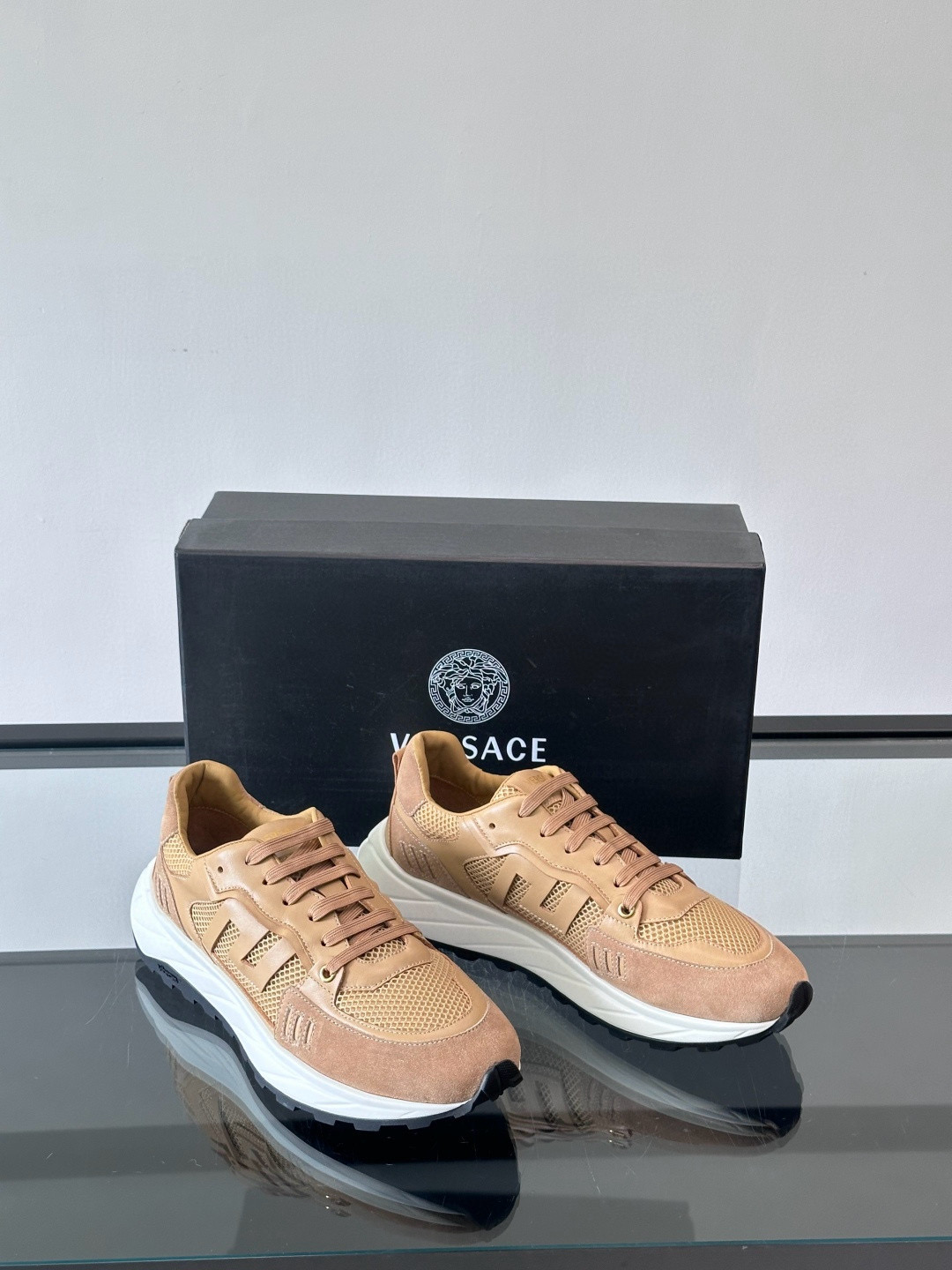 베르사체 Versace Milano logo 스니커즈