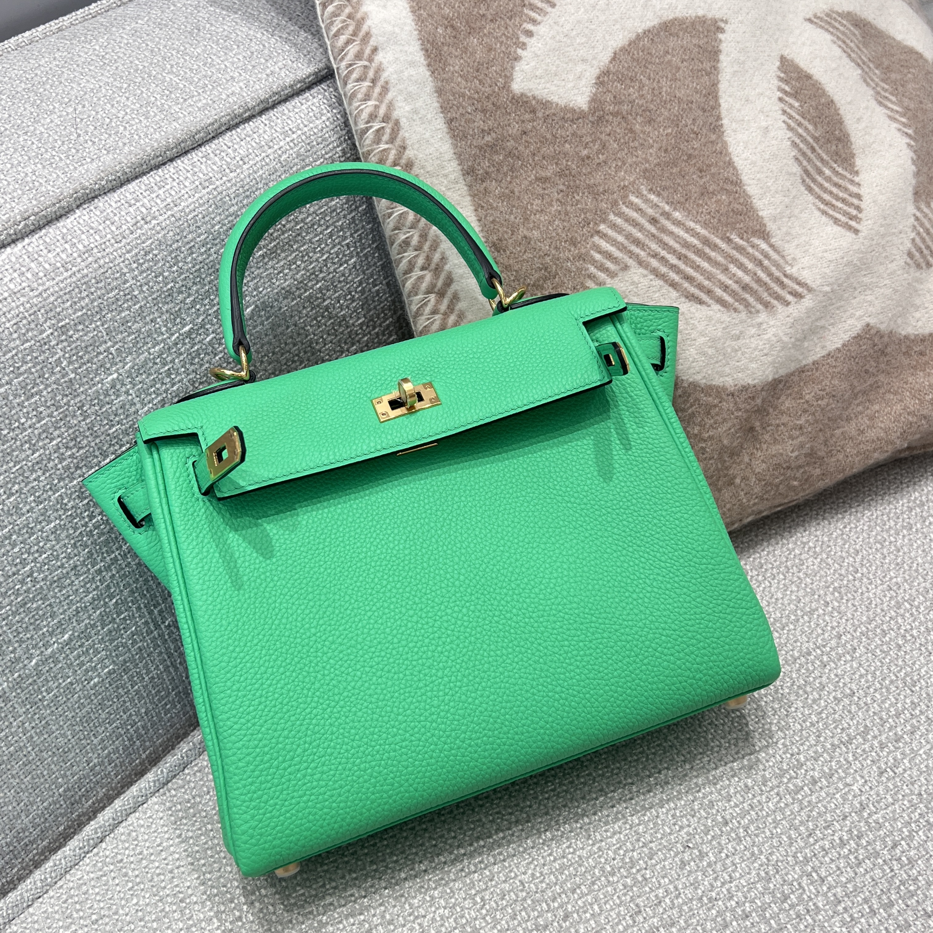 에르메스 Hermes Kelly 25cm Germany Leather 0Z Vert Comics/gold