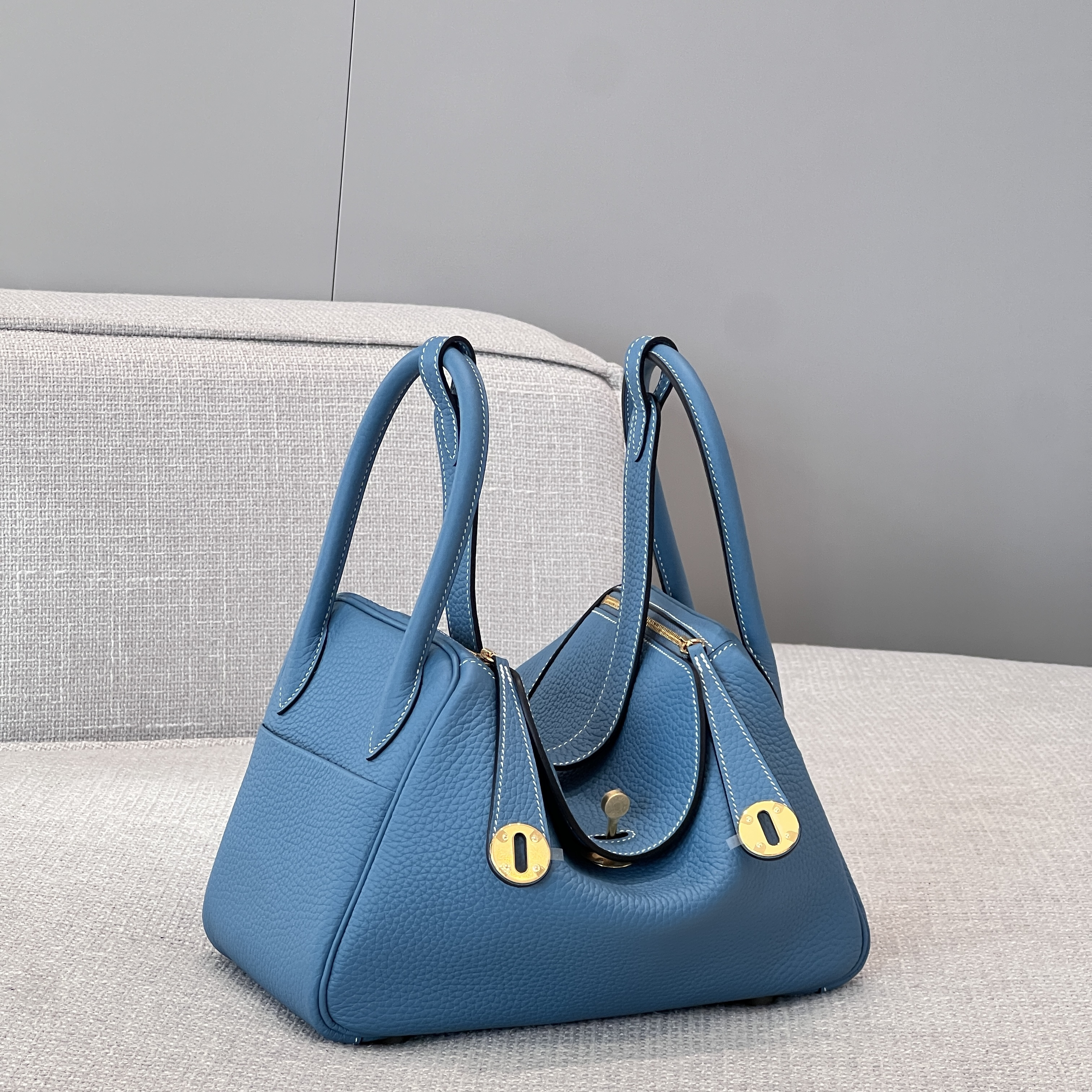 에르메스 Hermes Lindy 26cm Germany Leather 75 Blue Jean/gold