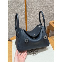 에르메스 Hermes Lindy 26cm Clemence 2Z Blue nuit/silver