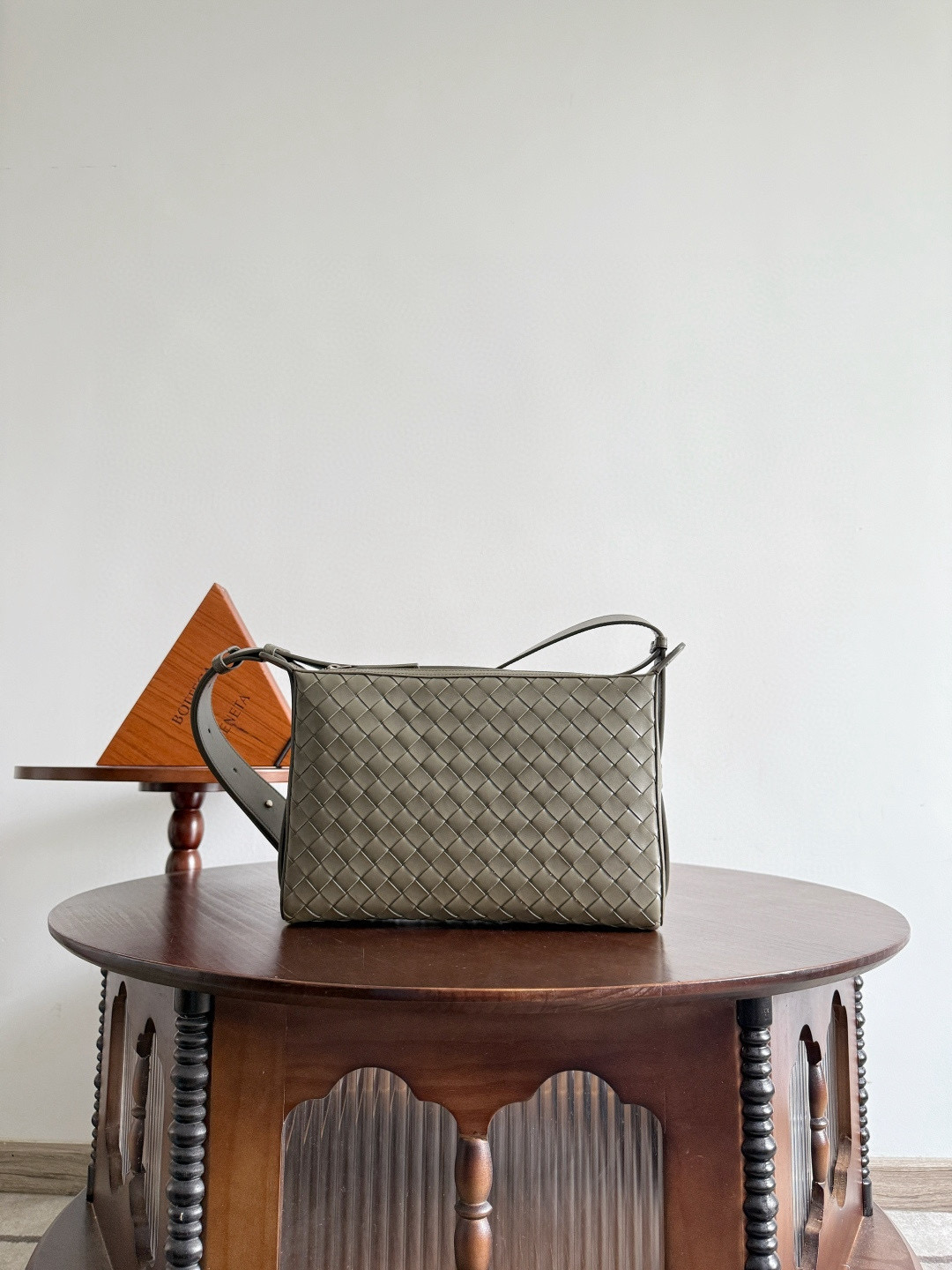 보테가베네타 Bottega Veneta 836016 Intrecciato Tribeca Top Handle 30.5cm