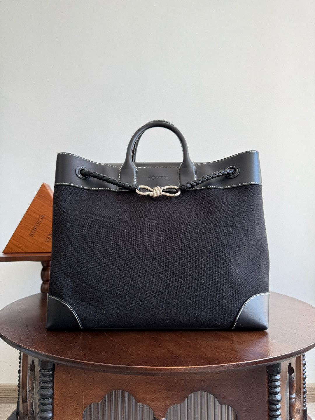 보테가베네타 Bottega Veneta 827066 Andiamo Voyager 43CM