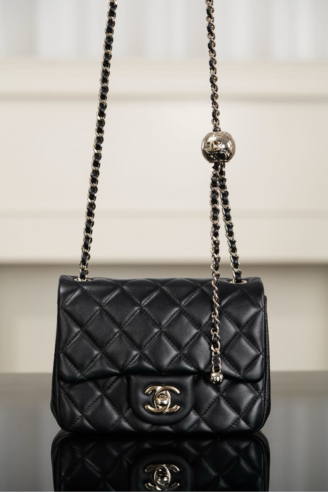 샤넬 Chanel Mini Flap Bag AS1786 Black 18cm
