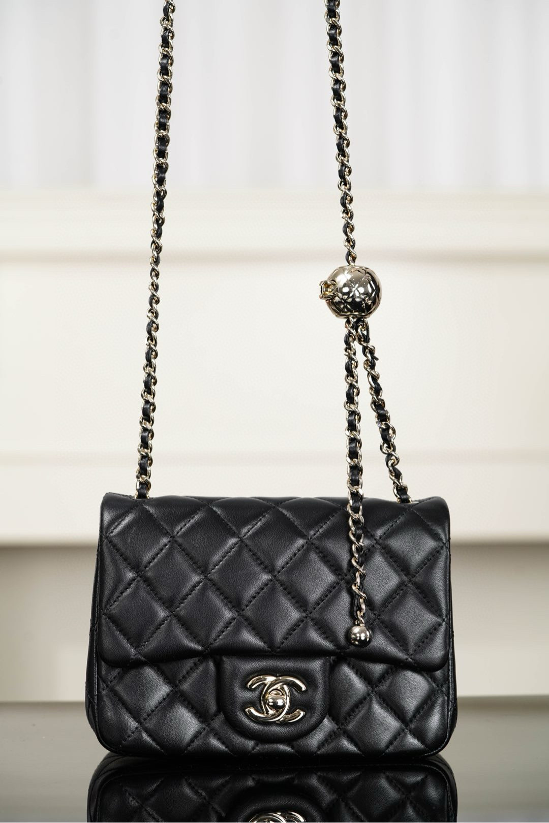 샤넬 Chanel Mini Flap Bag AS1786 Black 18cm