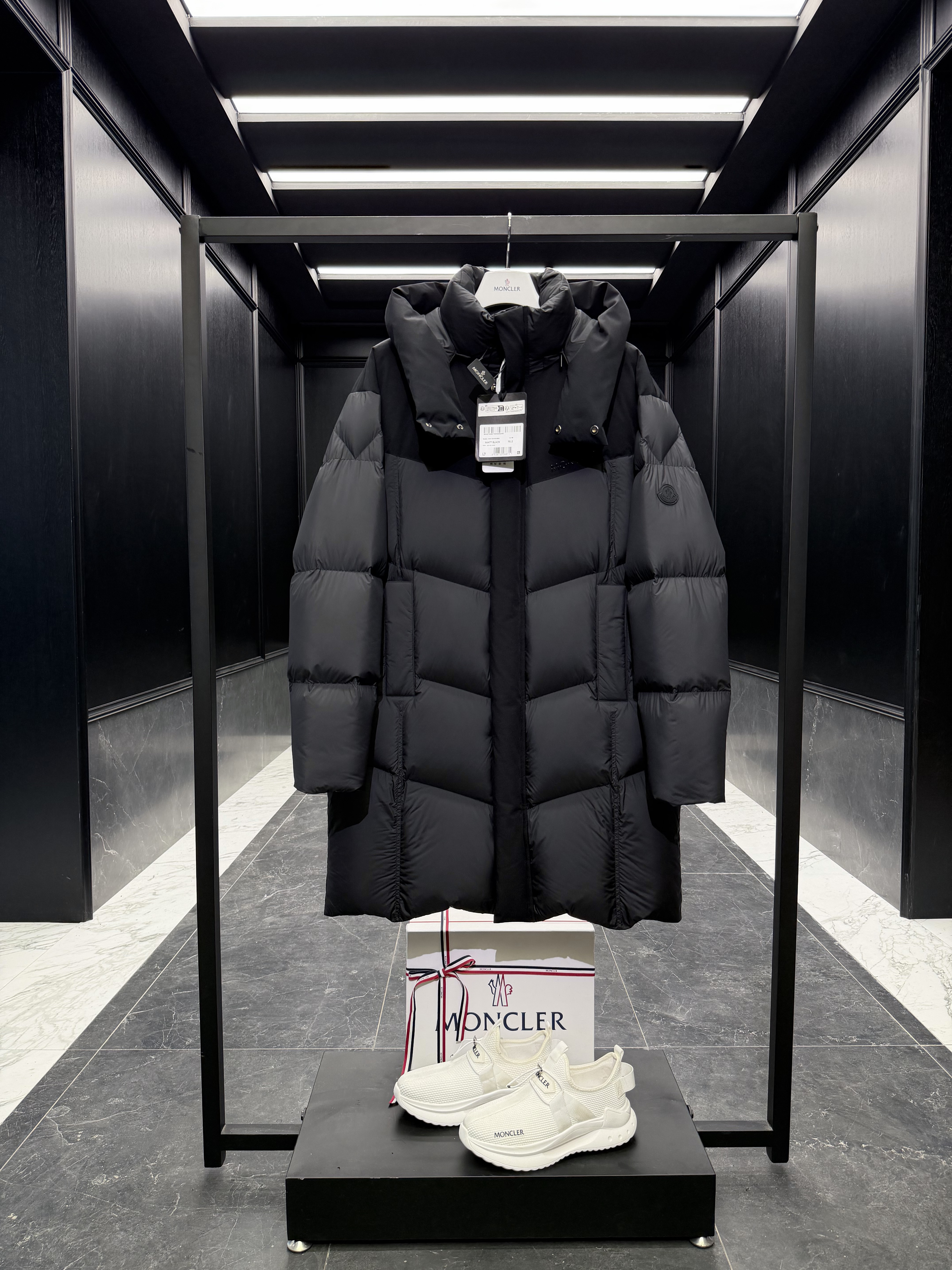 몽클레어 Moncler Matt Black3388  롱 다운재킷