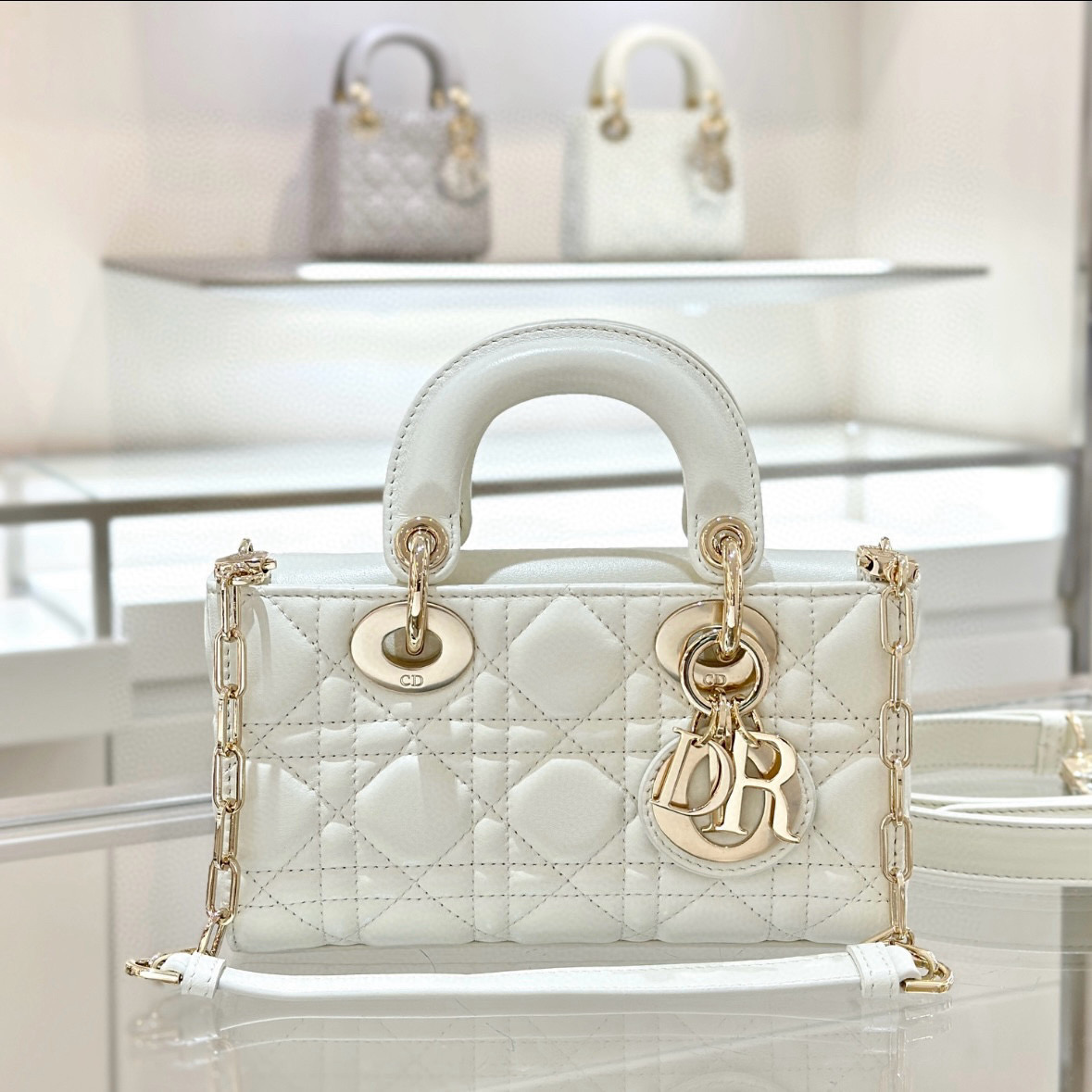 디올 Dior Mini Lady D-Joy Bag White 19cm