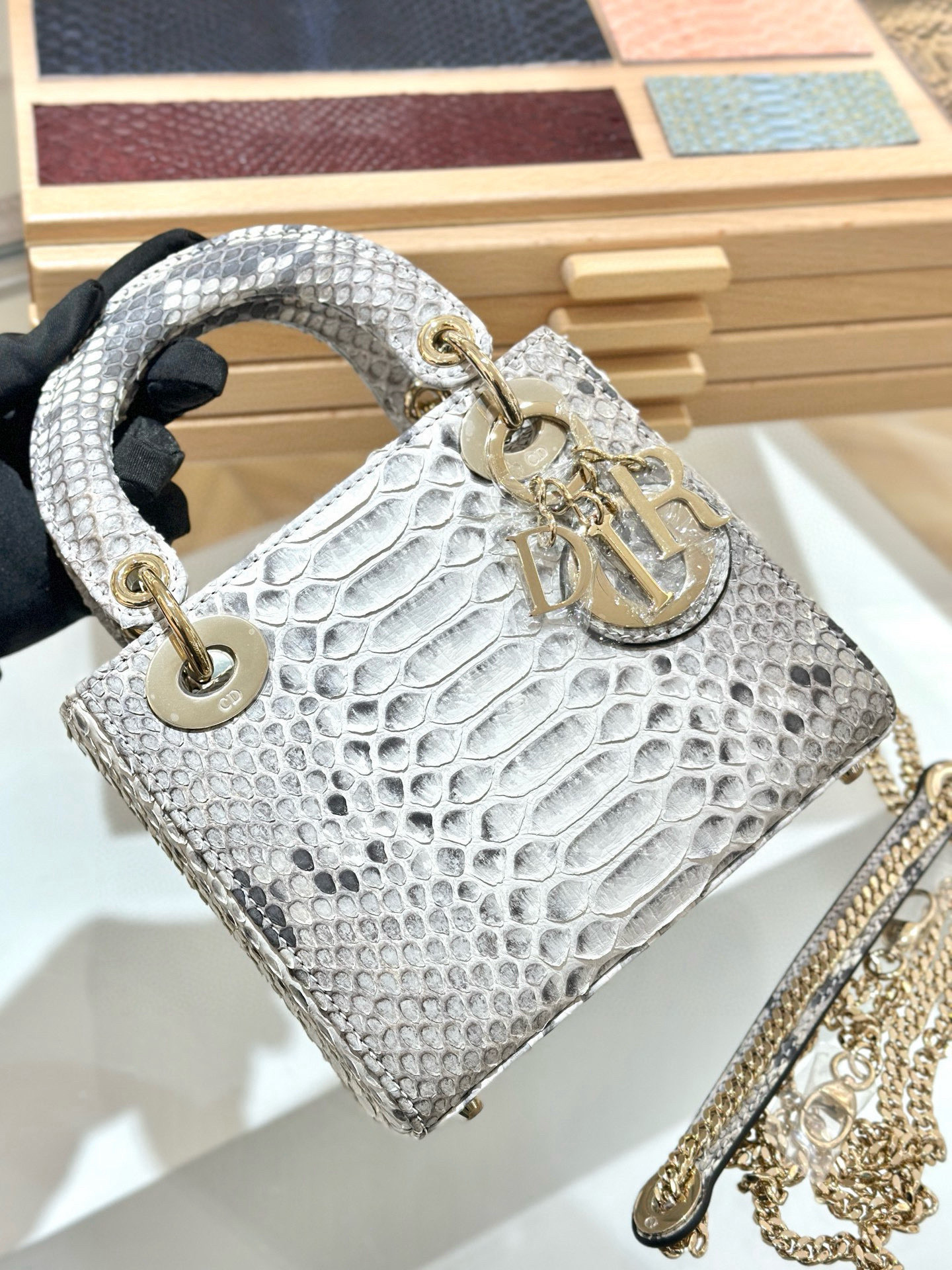디올 Dior Mini Lady Bag 17cm