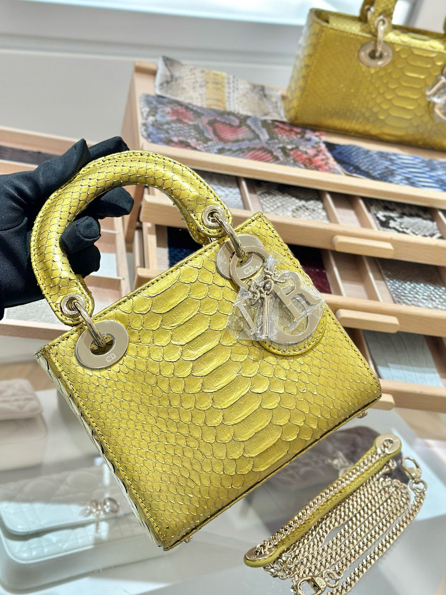 디올 Dior Mini Lady Bag 17cm