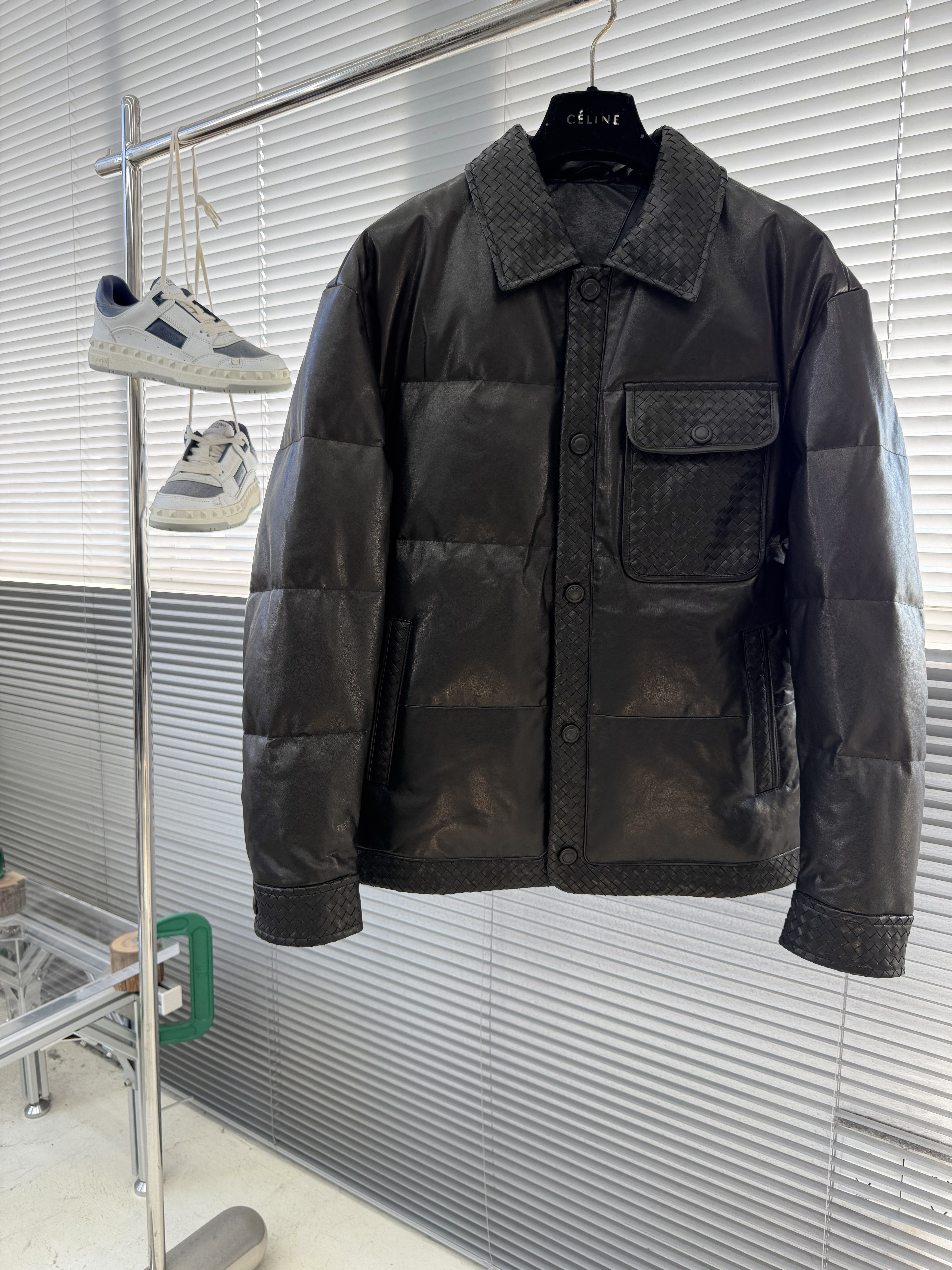 보테가베네타 Bottega Veneta 다운재킷