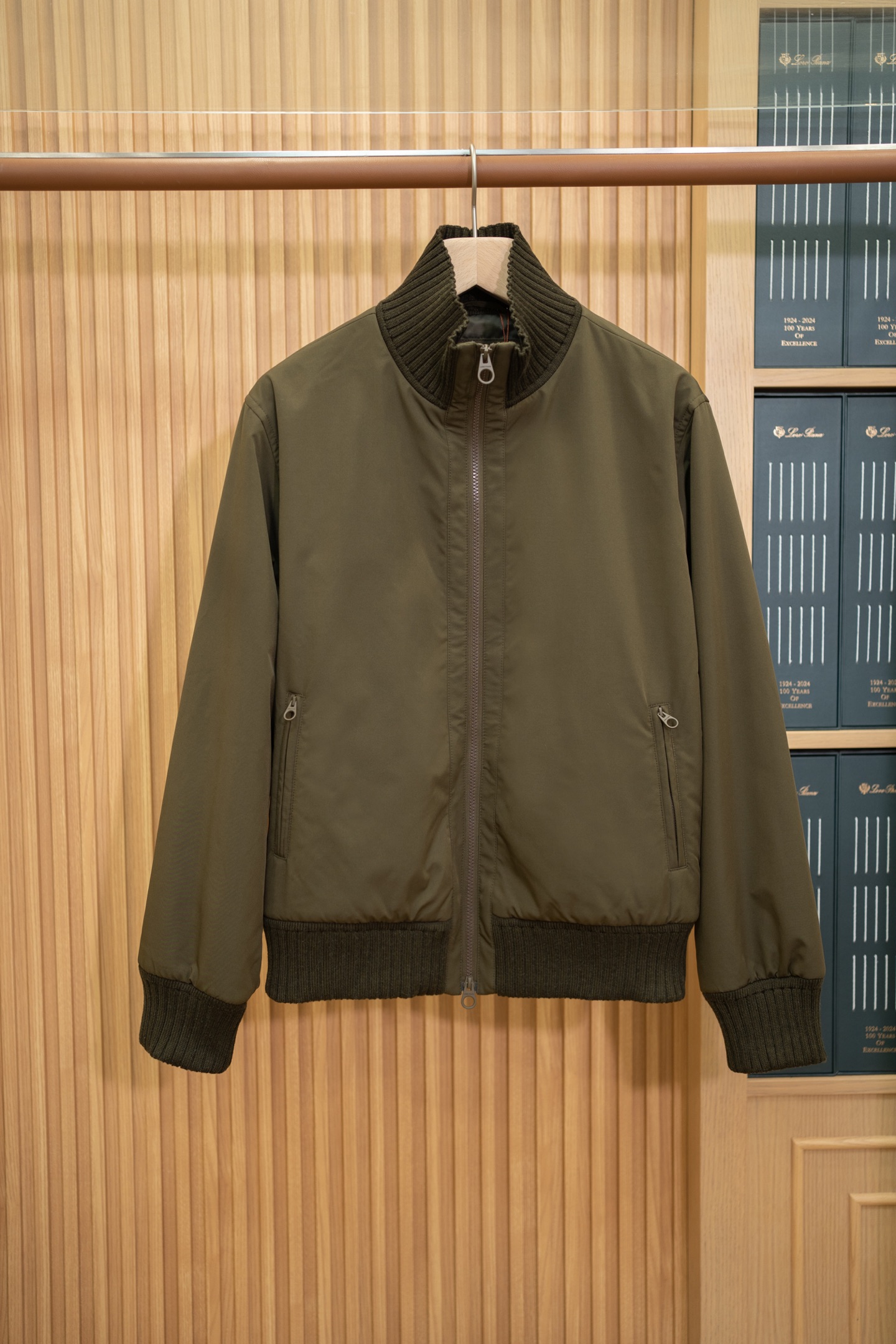 로로피아나 Loro Piana 패딩