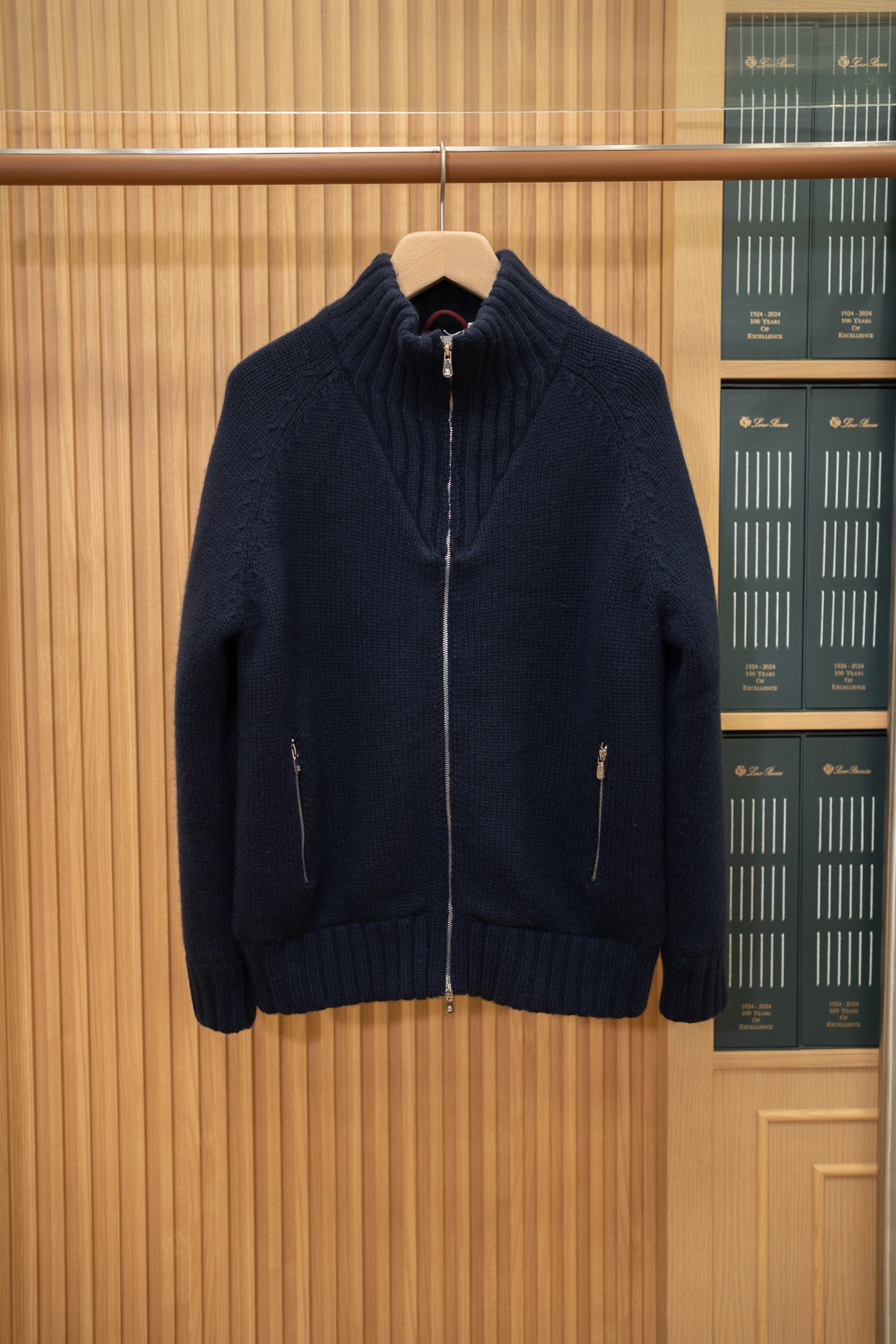 브루넬로 쿠치넬리 Brunello Cucineli 다운재킷